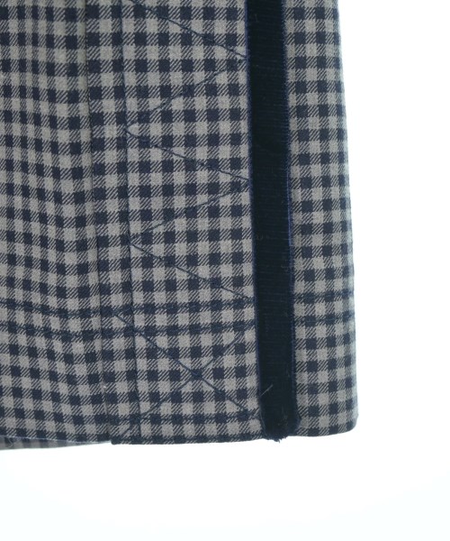 FENDI（フェンディ）ミニスカート 紺 サイズ:36(XS位) レディース/2200646510248