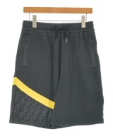 FENDI ショートパンツ