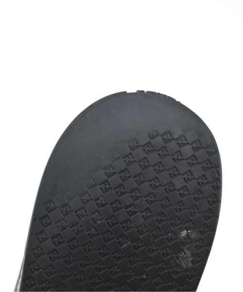 FENDI（フェンディ）スニーカー ベージュ サイズ:UK8(26.5cm位) メンズ/2200706900026