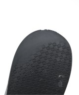 FENDI（フェンディ）スニーカー ベージュ サイズ:UK8(26.5cm位) メンズ/2200706900026