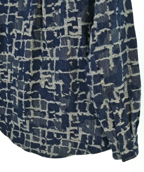 FENDI（フェンディ）カジュアルシャツ 紺 サイズ:44(S位) メンズ/2200663329021