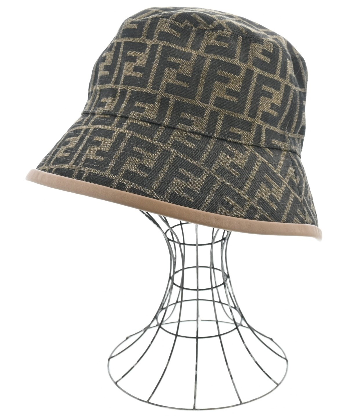 【4万値引き】FENDIフェンディ ジャガードカシミヤ クロシュハットベージュ FENDI（フェンディ）ハット ベージュ サイズ:L メンズ/2200663517077