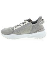 FENDI（フェンディ）スニーカー グレー サイズ:UK8(26.5cm位) メンズ/2200663517107