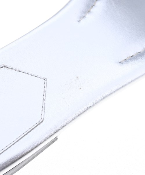 FENDI（フェンディ）サンダル シルバー サイズ:EU37(23.5cm位) レディース/2200728032217