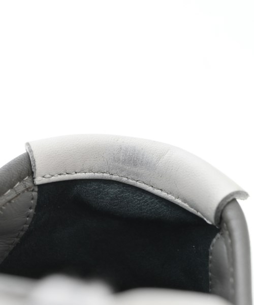FENDI（フェンディ）スニーカー グレー サイズ:UK7(25.5cm位) メンズ/2200728347106