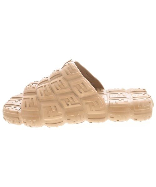 FENDI（フェンディ）サンダル ベージュ サイズ:UK5(23.5cm位) メンズ/2200687283057