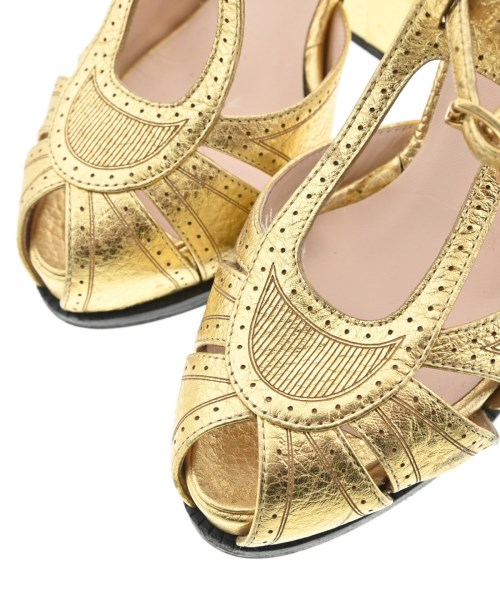 FENDI（フェンディ）サンダル ゴールド サイズ:EU35(21.5cm位) レディース/2200688776336