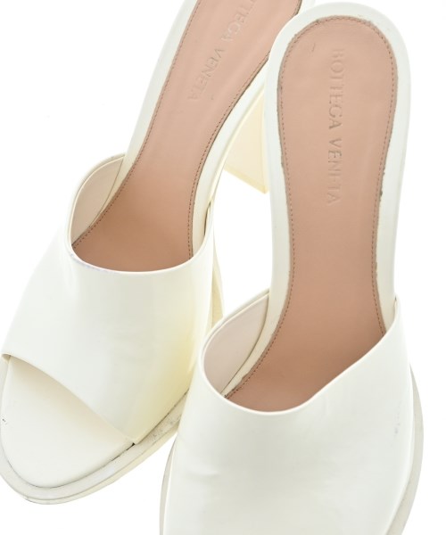 BOTTEGA VENETA（ボッテガヴェネタ）パンプス 白 サイズ:EU37(23.5cm位) レディース/2200636705128