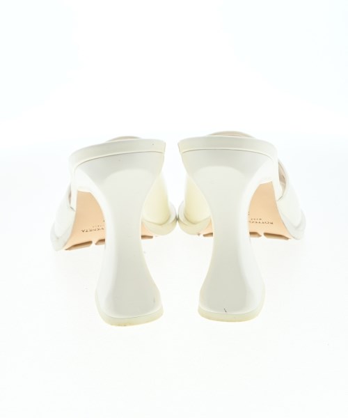 BOTTEGA VENETA（ボッテガヴェネタ）パンプス 白 サイズ:EU37(23.5cm位) レディース/2200636705128