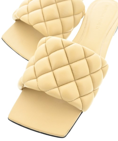 BOTTEGA VENETA（ボッテガヴェネタ）サンダル ベージュ サイズ:38(24.5cm位) レディース/2200623025017