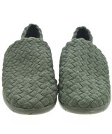 BOTTEGA VENETA（ボッテガヴェネタ）スニーカー カーキ サイズ:EU39(24cm位) メンズ/2200673076045