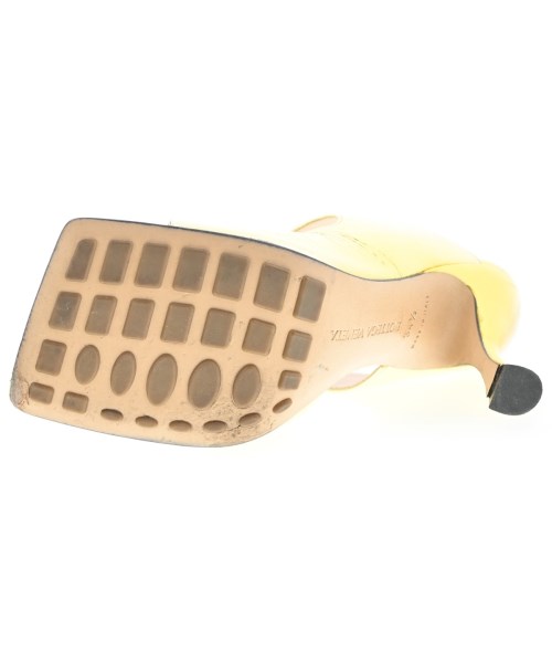 BOTTEGA VENETA（ボッテガヴェネタ）サンダル ゴールド サイズ:EU34 1/2(21cm位) レディース/2200679649038