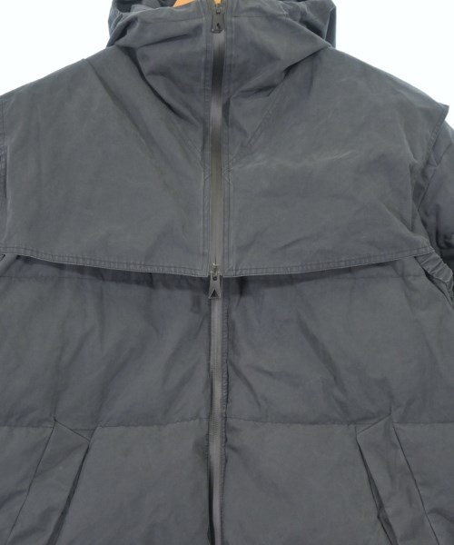 BOTTEGA VENETA（ボッテガヴェネタ）ダウンジャケット/ダウンベスト グレー サイズ:XS メンズ/2200679953012