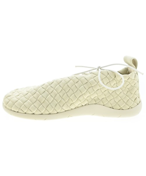 BOTTEGA VENETA（ボッテガヴェネタ）スニーカー ベージュ サイズ:EU40 1/2(25.5cm位) メンズ/2200681084216