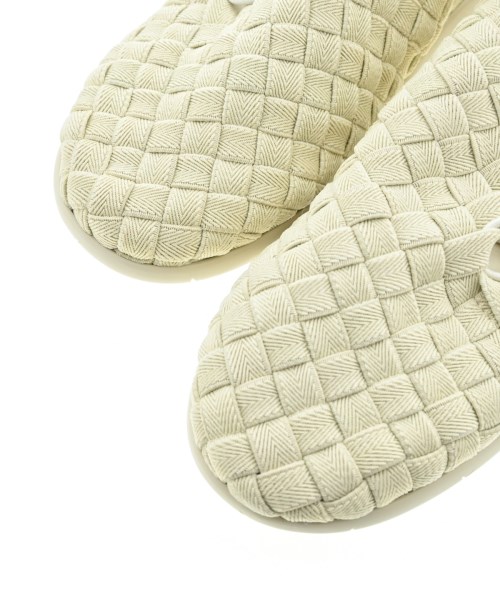 BOTTEGA VENETA（ボッテガヴェネタ）スニーカー ベージュ サイズ:EU40 1/2(25.5cm位) メンズ/2200681084216