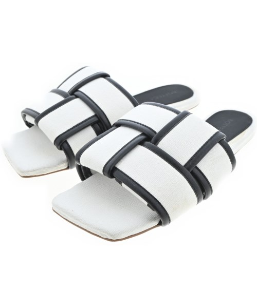BOTTEGA VENETA(ボッテガベネタ)のサンダル サイズ:-(23cm位) 18,400円