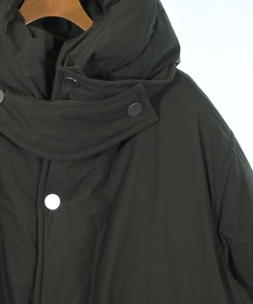 BOTTEGA VENETA（ボッテガヴェネタ）ダウンジャケット/ダウンベスト カーキ サイズ:XL メンズ/2200644515016