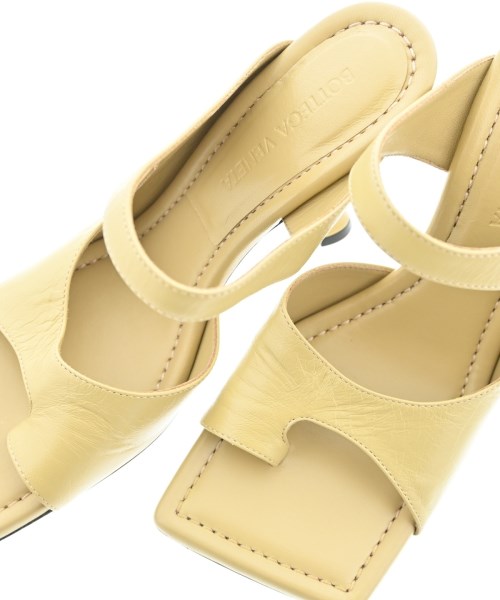 BOTTEGA VENETA（ボッテガヴェネタ）サンダル ベージュ サイズ:EU35 1/2(22cm位) レディース/2200646510101