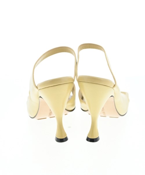 BOTTEGA VENETA（ボッテガヴェネタ）サンダル ベージュ サイズ:EU35 1/2(22cm位) レディース/2200646510101