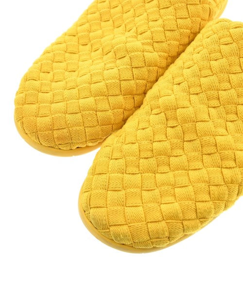 BOTTEGA VENETA（ボッテガヴェネタ）スニーカー 黄 サイズ:EU42(27cm位) メンズ/2200692454022