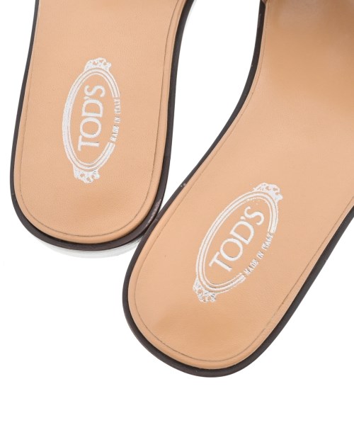 TOD'S（トッズ）サンダル ベージュ サイズ:EU35(21.5cm位) レディース/2200607844450