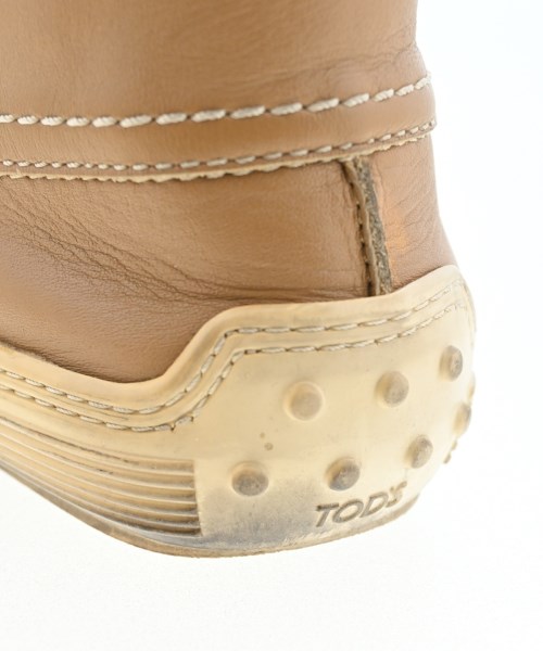 TOD'S（トッズ）その他 ベージュ サイズ:UK5 1/2(24cm位) メンズ/2200694874064