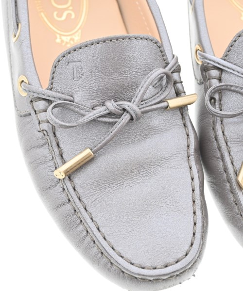 TOD'S（トッズ）モカシン/デッキシューズ グレー サイズ:EU35 1/2(22cm位) レディース/2200700038046