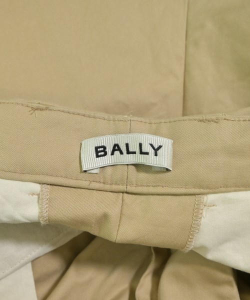 BALLY（バリー）ショートパンツ ベージュ サイズ:52(XXL位) メンズ/2200615845098