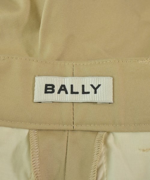 BALLY（バリー）ショートパンツ ベージュ サイズ:44(L位) レディース/2200618975037