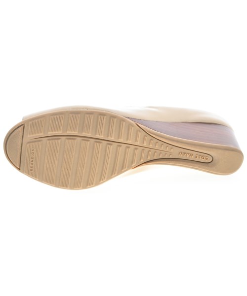 COLE HAAN（コールハーン）パンプス ベージュ サイズ:US5(22cm位) レディース/2200660191041