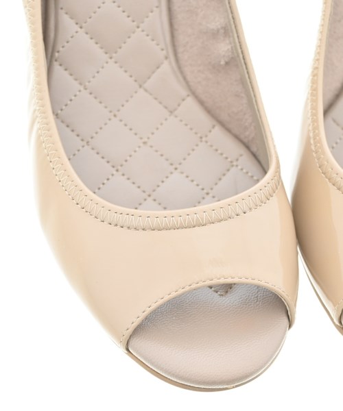 COLE HAAN（コールハーン）パンプス ベージュ サイズ:US5(22cm位) レディース/2200660191041