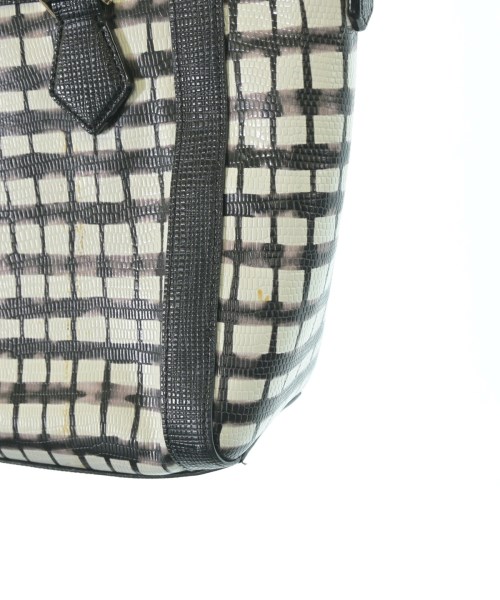 COLE HAAN（コールハーン）ハンドバッグ 茶 サイズ:- レディース/2200666138071