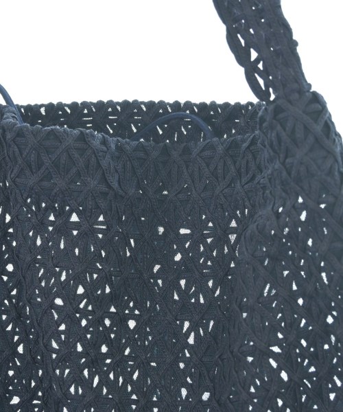 GIORGIO ARMANI（ジョルジオアルマーニ）ショルダーバッグ 紺 サイズ:- レディース/2200633034498