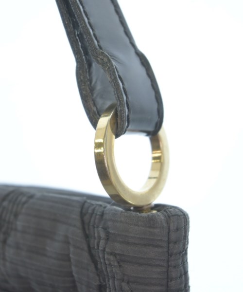 GIORGIO ARMANI（ジョルジオアルマーニ）ショルダーバッグ 黒 サイズ:- レディース/2200617143017