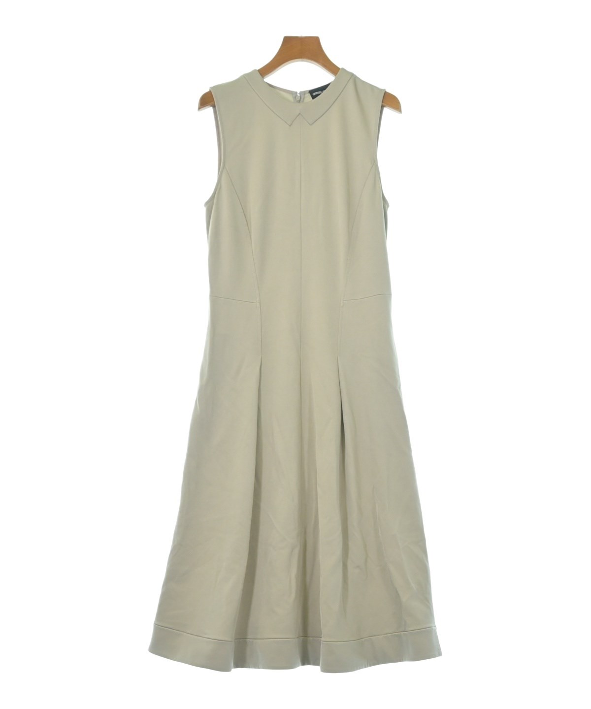 新品未使用タグ付ジョルジオアルマーニシルク使いワンピース42ブラック結婚式 maido-selection_203-089