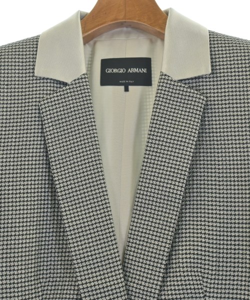 GIORGIO ARMANI（ジョルジオアルマーニ）カジュアルジャケット 白 サイズ:48(XXL位) レディース/2200649111053