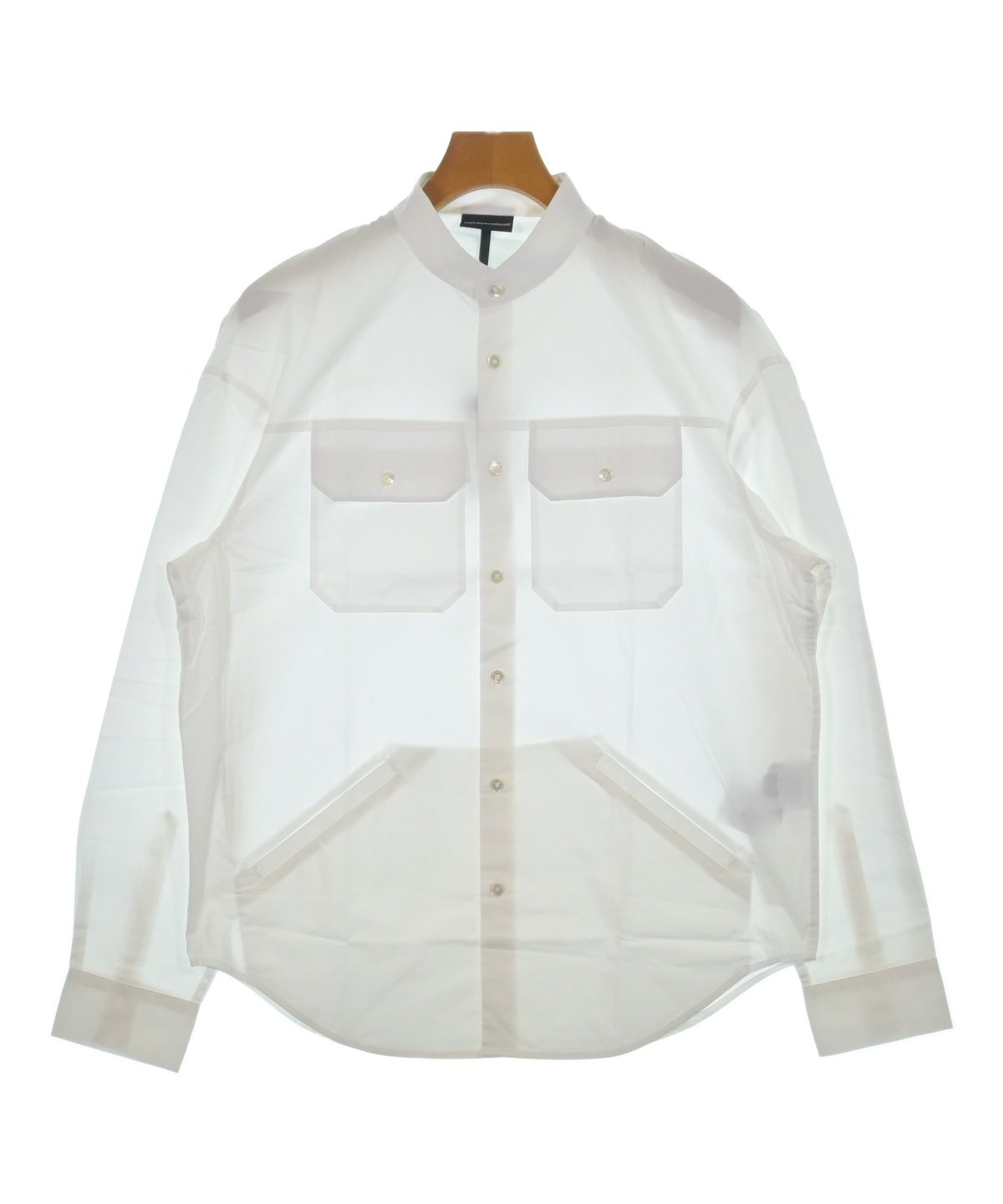 【新品未使用タグ付き】エンポリオアルマーニ　ホワイトシャツ　6A（118cm） EMPORIO ARMANI（エンポリオアルマーニ）カジュアルシャツ 白 サイズ