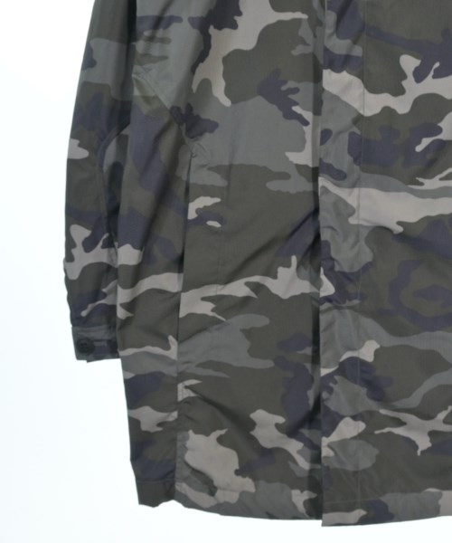 EMPORIO ARMANI（エンポリオアルマーニ）その他 カーキ サイズ:50(XL位) メンズ/2200644232098