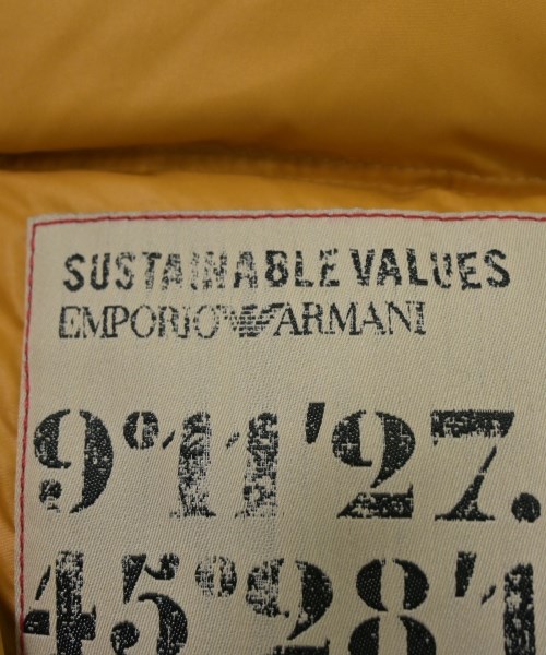 EMPORIO ARMANI（エンポリオアルマーニ）ダウンジャケット/ダウンベスト 黄 サイズ:48(L位) メンズ/2200661596081