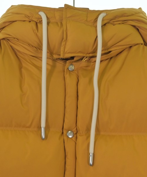 EMPORIO ARMANI（エンポリオアルマーニ）ダウンジャケット/ダウンベスト 黄 サイズ:48(L位) メンズ/2200661596081