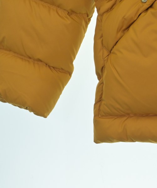 EMPORIO ARMANI（エンポリオアルマーニ）ダウンジャケット/ダウンベスト 黄 サイズ:48(L位) メンズ/2200661596081
