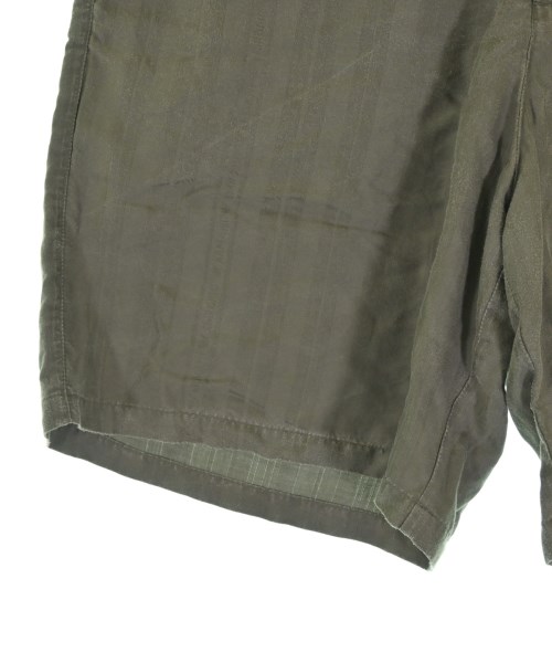 EMPORIO ARMANI（エンポリオアルマーニ）ショートパンツ カーキ サイズ:46(M位) メンズ/2200720577105
