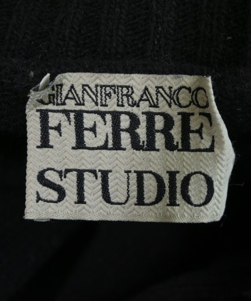 GIANFRANCO FERRE（ジャンフランコフェレ）ニット・セーター 黒 サイズ:M レディース/2200674542013