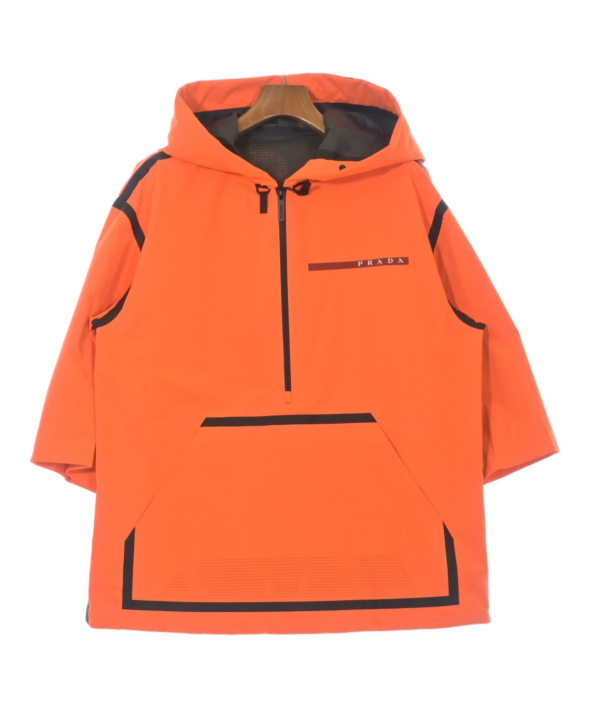 prada 2018年製 マウンテンパーカー オレンジ prada 2018年製 マウンテンパーカー オレンジ