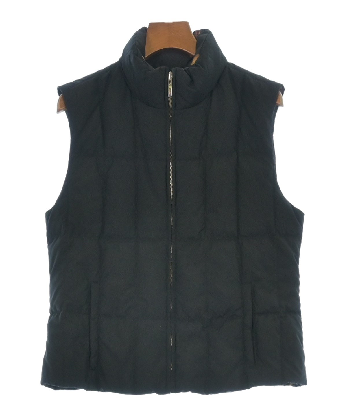 Salvatore Ferragamo（サルバトーレフェラガモ）ダウンジャケット