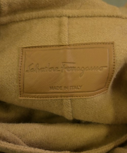Salvatore Ferragamo（サルバトーレフェラガモ）ダッフルコート ベージュ サイズ:50(XL位) メンズ/2200635734013