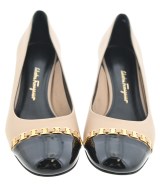 Salvatore Ferragamo（サルバトーレフェラガモ）パンプス ベージュ サイズ:6 1/2(24cm位) レディース/2200641684050