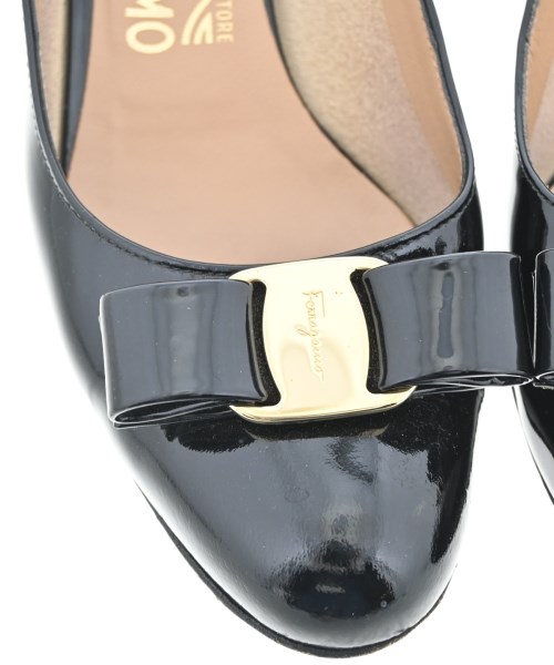 Salvatore Ferragamo（サルバトーレフェラガモ）パンプス 黒 サイズ:6(23.5cm位) レディース/2200621456172