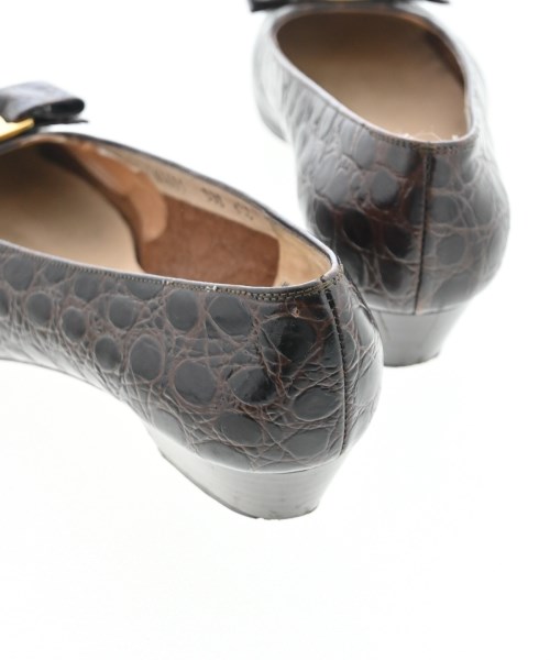 Salvatore Ferragamo（サルバトーレフェラガモ）パンプス 茶 サイズ:6 1/2(24cm位) レディース/2200623412039