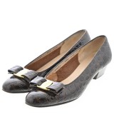 Salvatore Ferragamo（サルバトーレフェラガモ）パンプス 茶 サイズ:6 1/2(24cm位) レディース/2200623412039